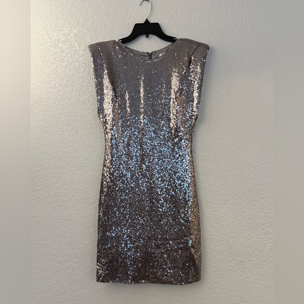Elegant Sequin Evening Dress